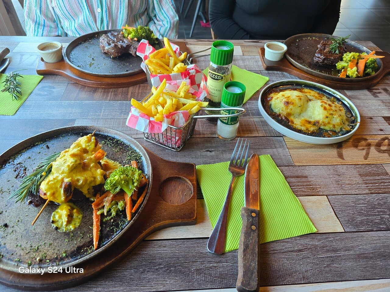 Angus Steakhouse & Bar
