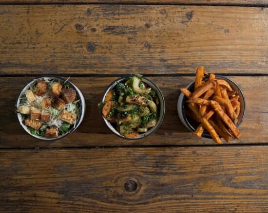 Kandela Bar & Grill