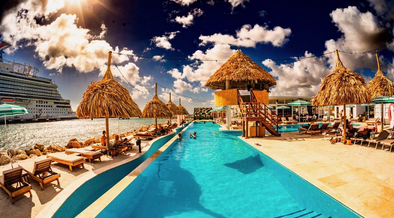 Mondi City Beach