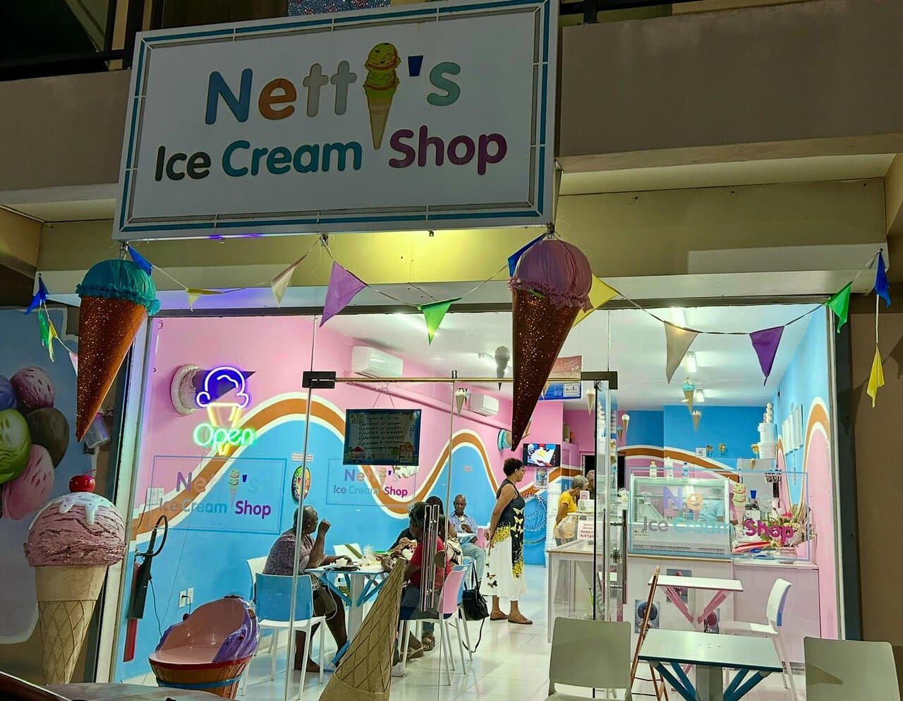 Netti's Ice Cream Shop