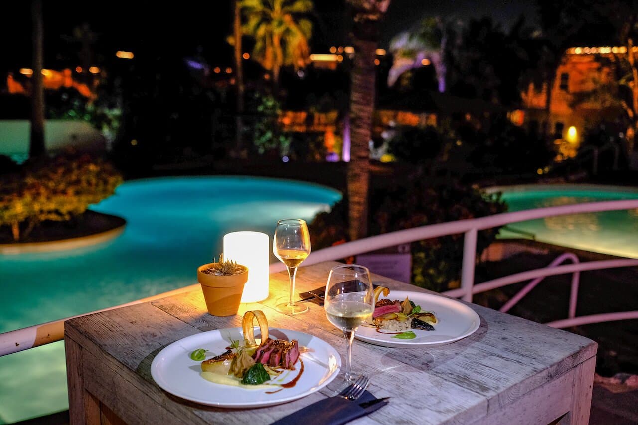Salu Restaurant & Bar